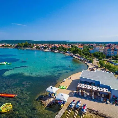 Guest house In With Balcony, Air Conditioning, Wifi 5188-5 *